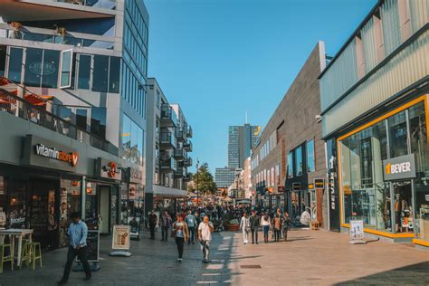 winkels almere centrum.